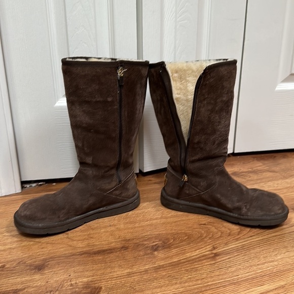 Ugg retro tall with pocket boots size 7 - Picture 2 of 7